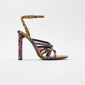 ANIMAL PRINT MULTI-STRAP HIGH-HEEL
SANDALS TRF | ZARA